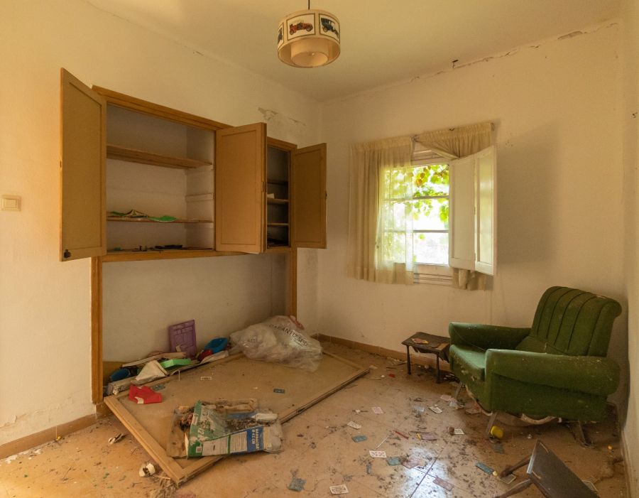 Eviction and Foreclosure Cleanouts by R & D Junk Removal Solutions LLC